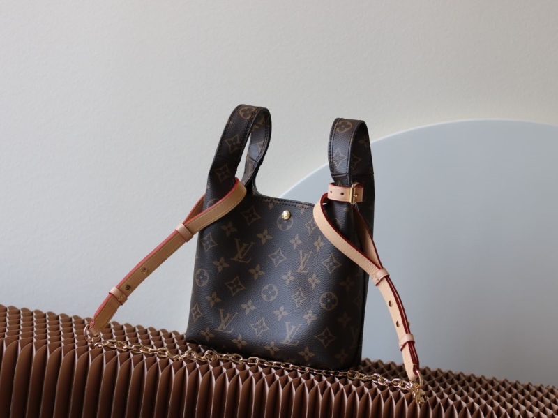 LV Shopping Bags